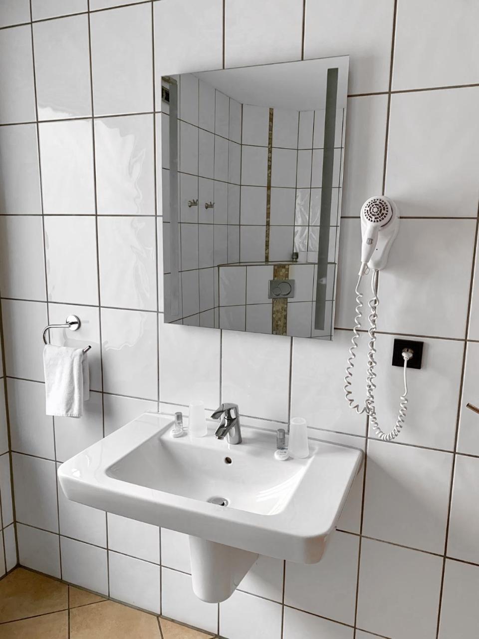 Hotel Akazienhof Ντούισμπουργκ Εξωτερικό φωτογραφία